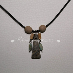 Collar Maderas