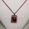 Collar Cuadrado Bordo